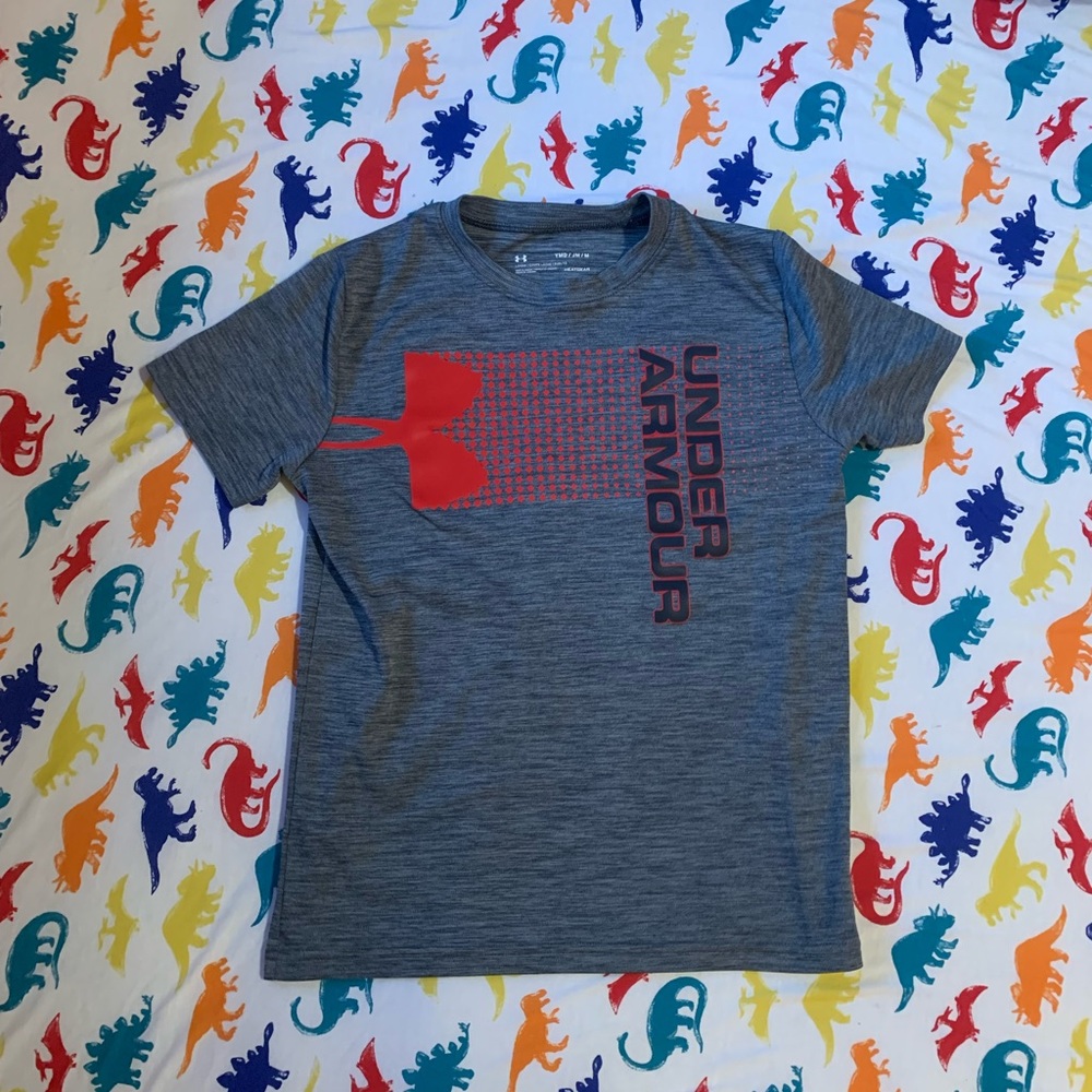 Under armour boys shirt